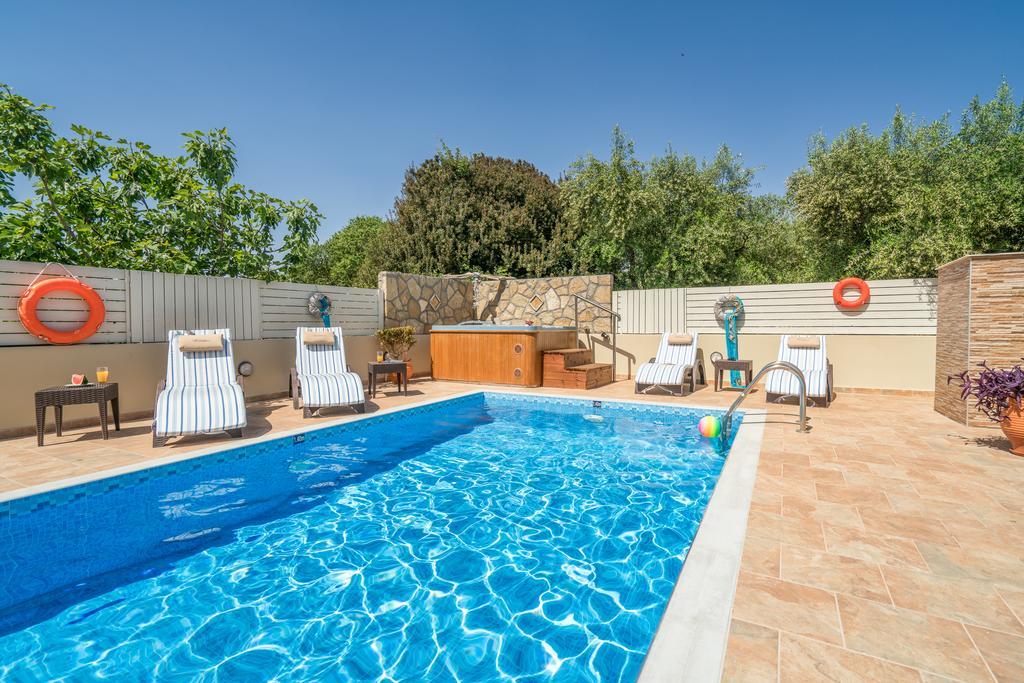 Fiorentinos Villa Tragaki Exterior foto